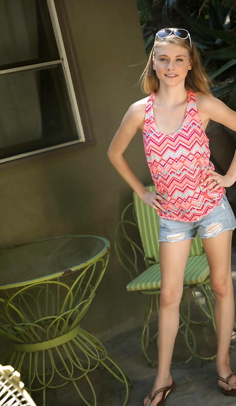 Luscious american teen Hannah Hays exposing small tits and toying her pussy 